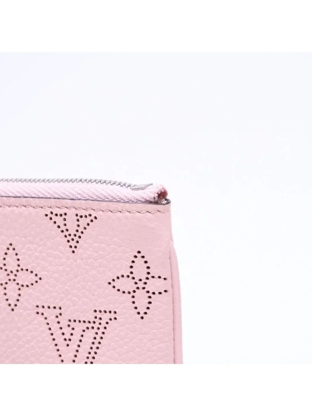 Louis Vuitton Pochette Cles Coin Purse Monogram Mahina Salmon Pink